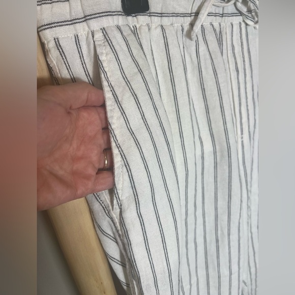 GAP Women's Easy Pant Linen black and white striped Size medium pockets - Picture 6 of 11